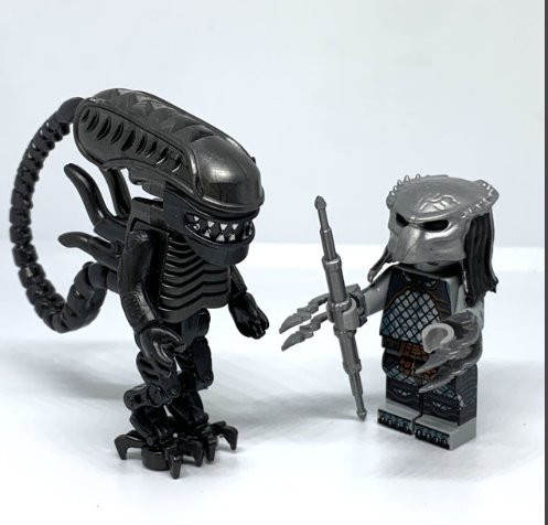 Alien vs Predator Minifigures Xenomorph Alien Movie Minifigures Alien + Predator