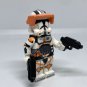 Commander Cody Minifigure Star Wars 212th Clone Trooper Add 2 DC-17 Pistoles