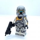 Gregor Clone Commando Minifigure Star Wars Clone Commando with DC-17m