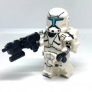 Clone Commando Minifigure Star Wars Battlefront with Armor and Blaster White