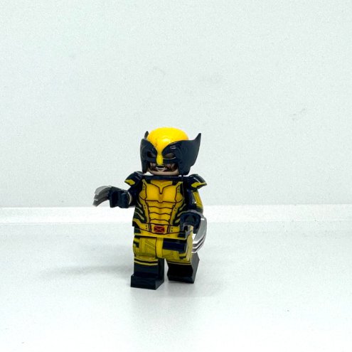 Wolverine Marvel Superhero (Deadpool & Wolverine) Minifigure