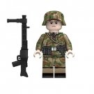 German Late War WW2 Army MG42 Minifigure