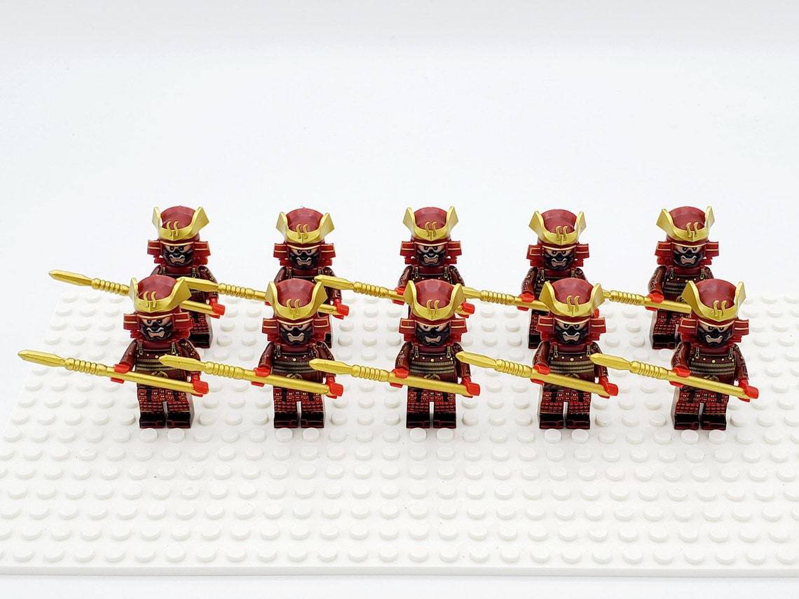 10pcs Japanese Samurai Warriors (Red Armor) Spearman Minifigures