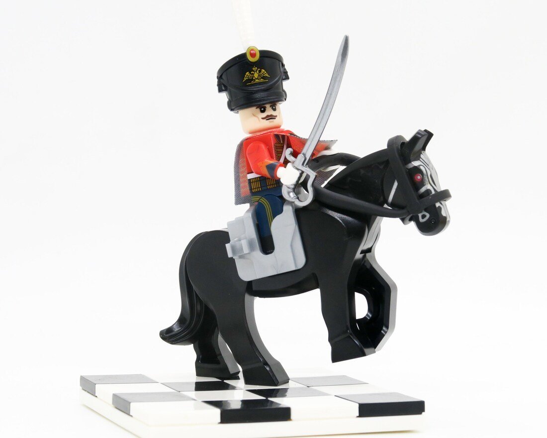 Napoleonic Wars Imperial Russian Guard Hussar Officer Minifigures Accessories
