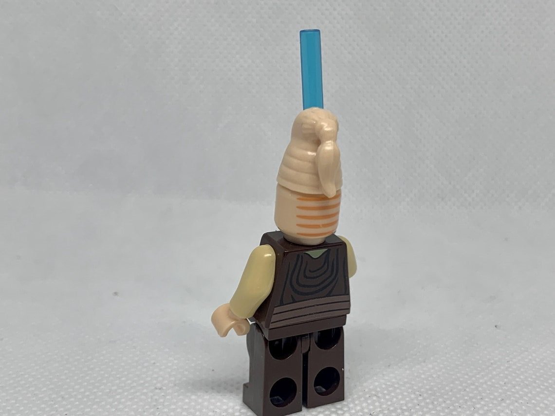 Hasbro Star Wars Attack Of The Clones Ki-Adi-Mundi Jedi Master