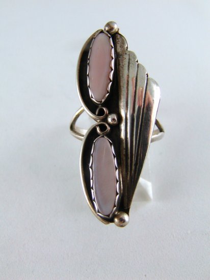 VINTAGE NATIVE AMERICAN NAVAJO STERLING SILVER PINK MOTHER OF PEARL RING SZ 7 1/2