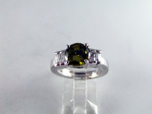 VINTAGE STYLE STERLING SILVER PERIDOT AND CZ RING SZ 5 1/2
