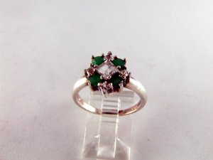 VINTAGE STYLE STERLING SILVER EMERALD CZs RING SZ 7 1/4