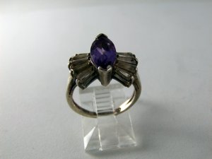 VINTAGE STYLE STERLING SILVER AMYTHEST COCKTAIL RING SZ 6