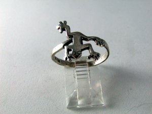 GREAT STERLING SILVER FROG RING SZ 8 3/4 LET HIM BE YOUR PRINCE