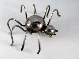 VINTAGE NATIVE AMERICAN STERLING SILVER SPIDER BROOCH