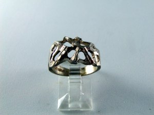 STERLING SILVER RING SIZE 7