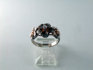 VINTAGE STYLES STERLING SILVER CZ RING SIZE 7