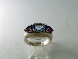 STERLING SILVER AMYTHEST BLUE TOPAZ BAND RING SIZE 7