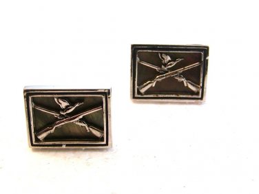 Vintage 1950's 1960's Duck Hunting Crossed Rifles Cufflinks by Swank