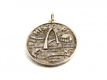 1960's Missouri Gateway Arch Lake of The Ozarks Truman Library Charm 61214