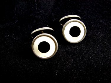 Deco White & Black Circle Cufflinks 22514
