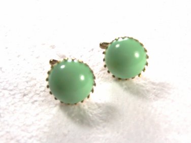 Vintage Ladys Goldtone & Green Cufflinks Unbranded 6 29 15