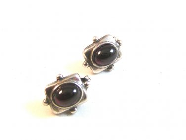 Sterling Silver Cabachon Garnet Stud Earrings