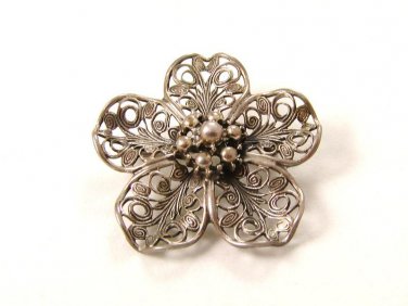 Vintage Beau Sterling Silver Brooch