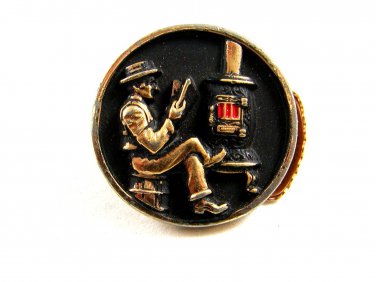 1950'S Reading By The Old Pot Bellied Stove Tie Clasp By Hickok USA 102914