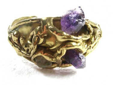 Vintage Signed Designer Costume Goldtone & Amythest Bracelet 62915