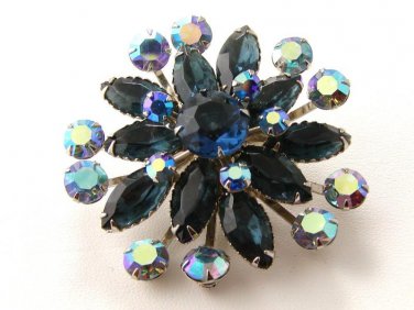 Gorgeous Unsigned Vintage  Blue Rhinestone  Brooch