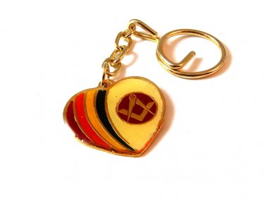Unsigned Gold Tone Masonic Heart Key Chain