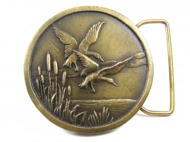 1976 True Vintage Ducks In Flight Brown Belt Buckle - Indiana Metal Craft 101514