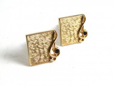 Swank Goldtone & Red Musical Note Cufflinks 11262013
