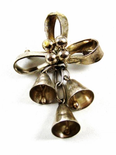 Mexican Taxco Sterling Christmas Wedding Bells & Holly Brooch Signed 81814