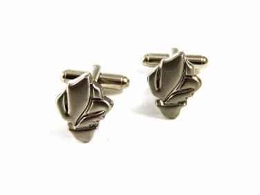 Dressy Silvertone Flame Cufflinks not Marked 101514