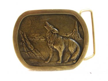 Vintage Wolf Howling at Moon Belt Buckle