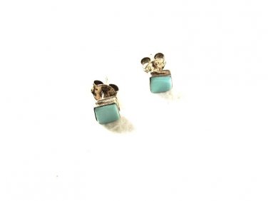 Native American Sterling Silver Turquoise Stud Pierced Earrings Unbranded 53016
