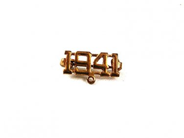 WWII Goldtone 1941 Pin 61317