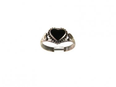 Sterling Silver Black Heart Ring Size 9 Unbranded 41316