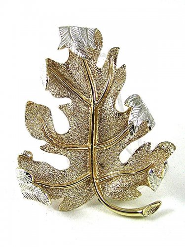 Vintage Silvertone Leaf Brooch By SARAH COVENTRY 6317