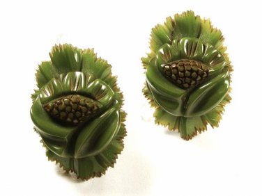 1930's - 40's Two (2) Hand Carved Green Bakelite Flower Clips Unbranded 10715