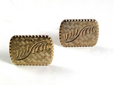 Vintage Goldtone Cufflnks Signed with An S in Circle 92017
