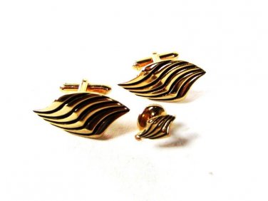 Vintage Gold Tone Cufflinks & Tie Tac By SWANK 6816