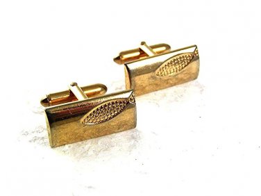 Mid Century Modern Goldtone Fish Cufflinks By SWANK 71717