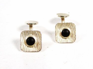 Great Lookiing Dressy Silvertone & Black Cufflinks Unbranded 101515