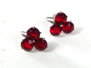 Vintage Silver Tone Red Rhinestone Clip On Earrings 62416