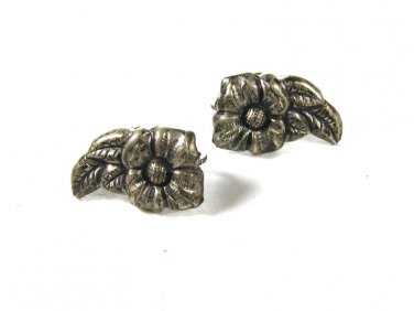 1940's - 50's Sterling Silver Flower Screw Back Earrings Unbranded 8615