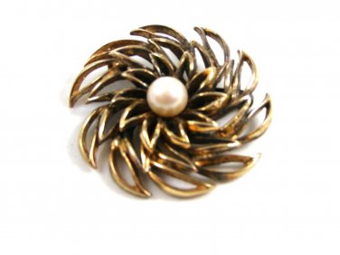 Classy Vintage Napier Sterling Silver Vermeil Real Pearl Brooch