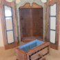 SMALL MOBILE IN MINIATURE SHOWCASE EXHIBITOR VINTAGE HALF' TWENTIETH CENTURY 900