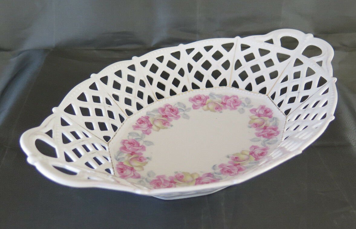 Porcelain Vintage Cup Trays Centerpieces Decorated with Flowers R120