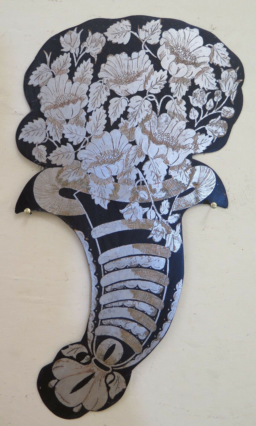 Frieze Decorative a Cornucopia Painting and Engraved a Engraving on Iron CH13 39