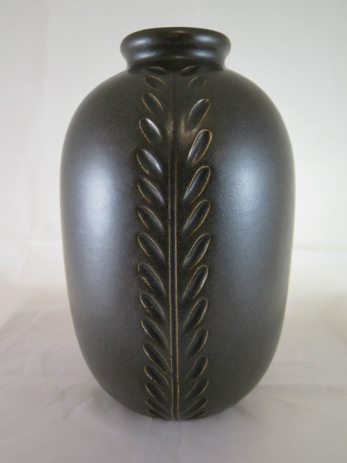 Michael Andersen & Son Jar Gingerbread Man Series Biomorphic Denmark 1900 R40