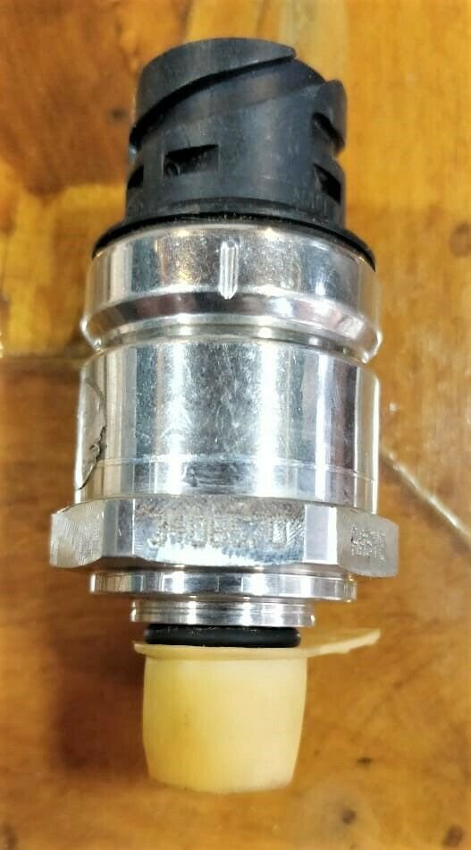 Cummins Gear Oil Pressure Sensor Part No - 3408570/4306990